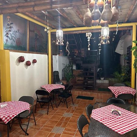 Hotel Pacande B&B Alajuela Esterno foto