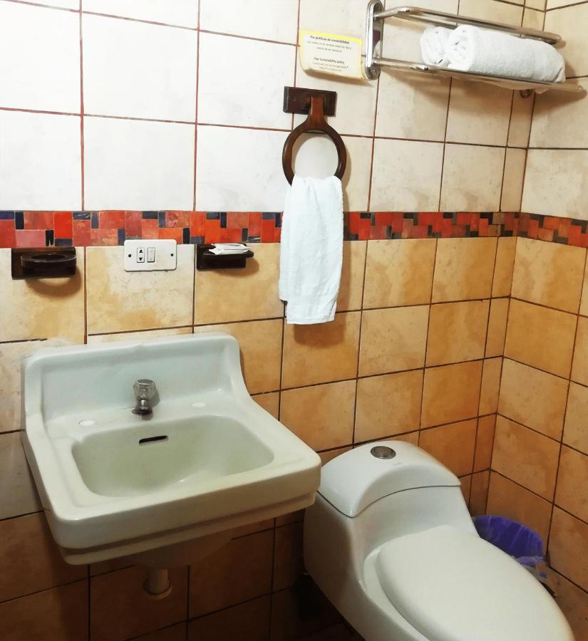 Hotel Pacande B&B Alajuela Esterno foto