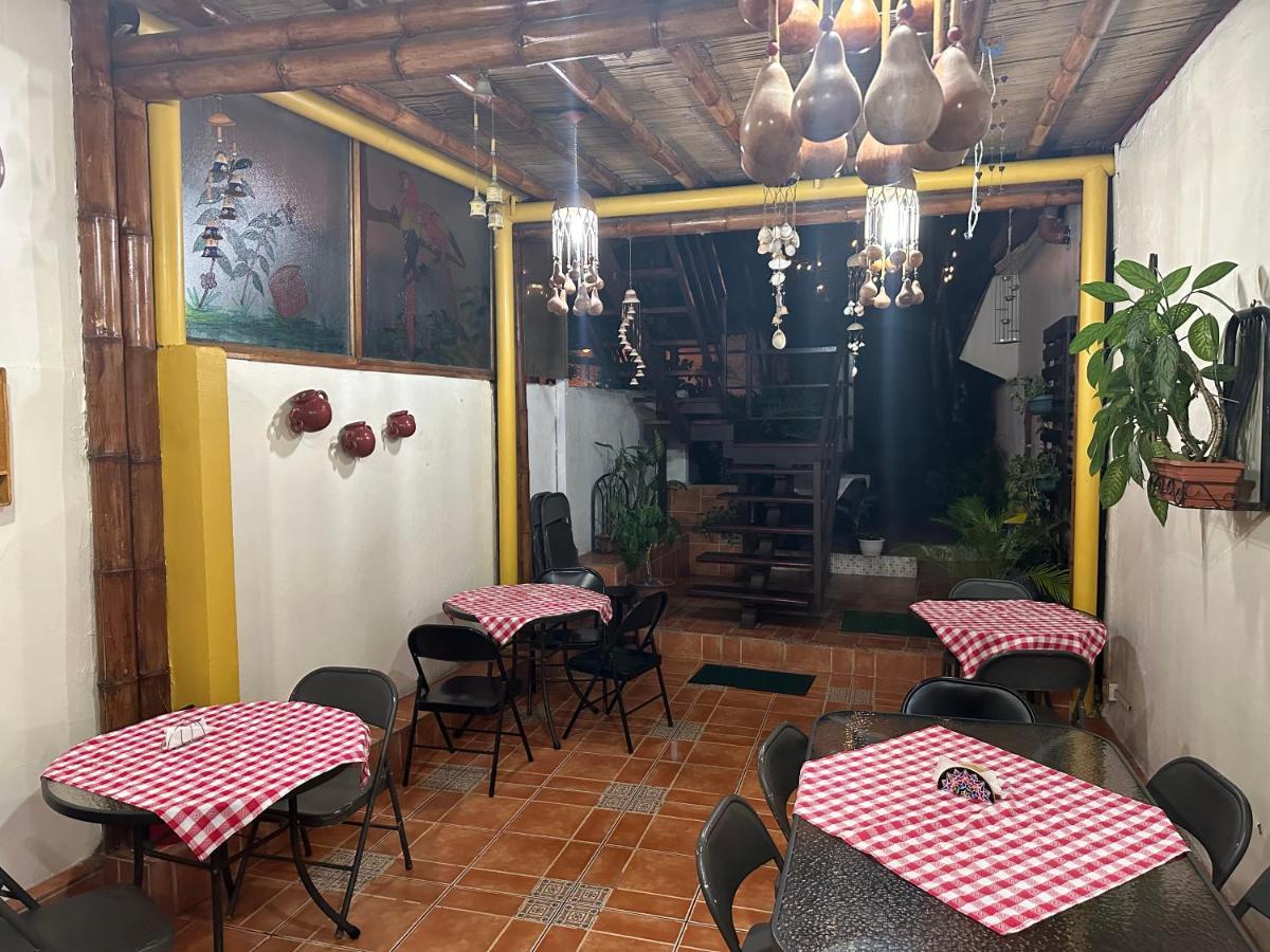Hotel Pacande B&B Alajuela Esterno foto