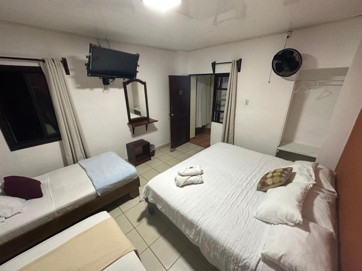 Hotel Pacande B&B Alajuela Esterno foto