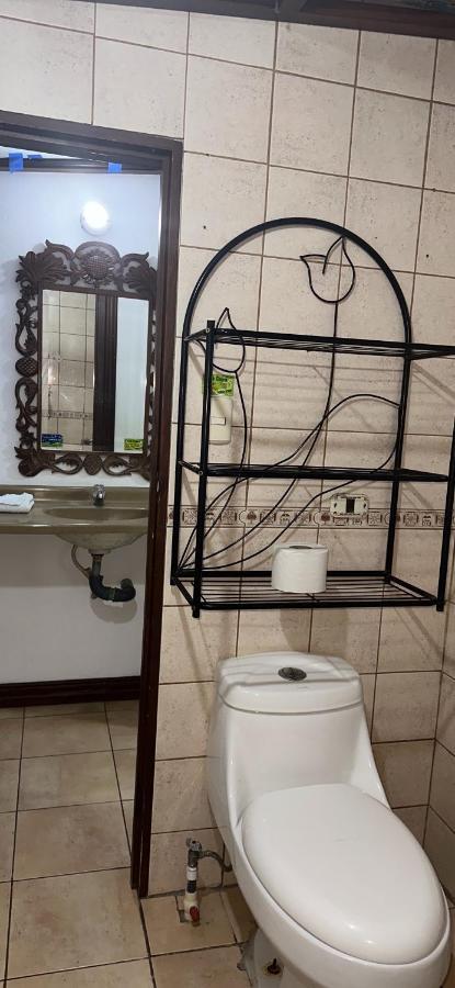 Hotel Pacande B&B Alajuela Esterno foto