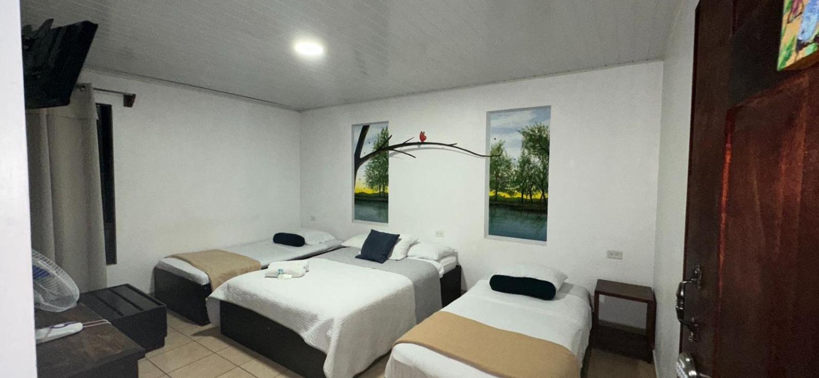 Hotel Pacande B&B Alajuela Esterno foto