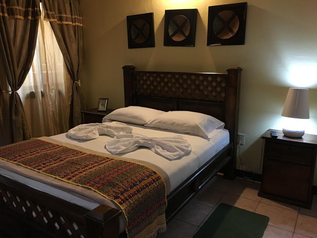 Hotel Pacande B&B Alajuela Esterno foto